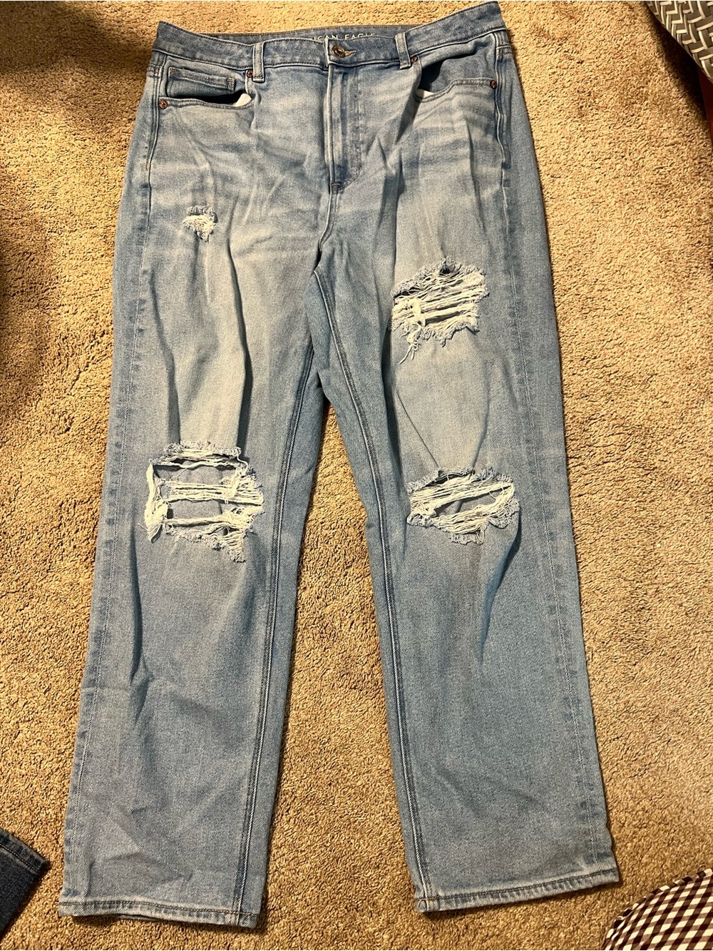 AE Distressed Mom Jean!